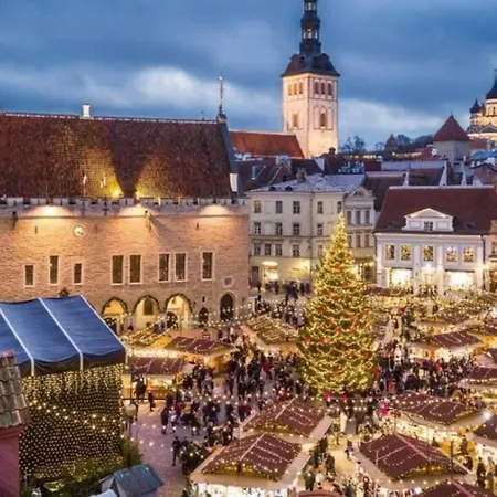 Center Old Town , Luxury Bar Included Apartment